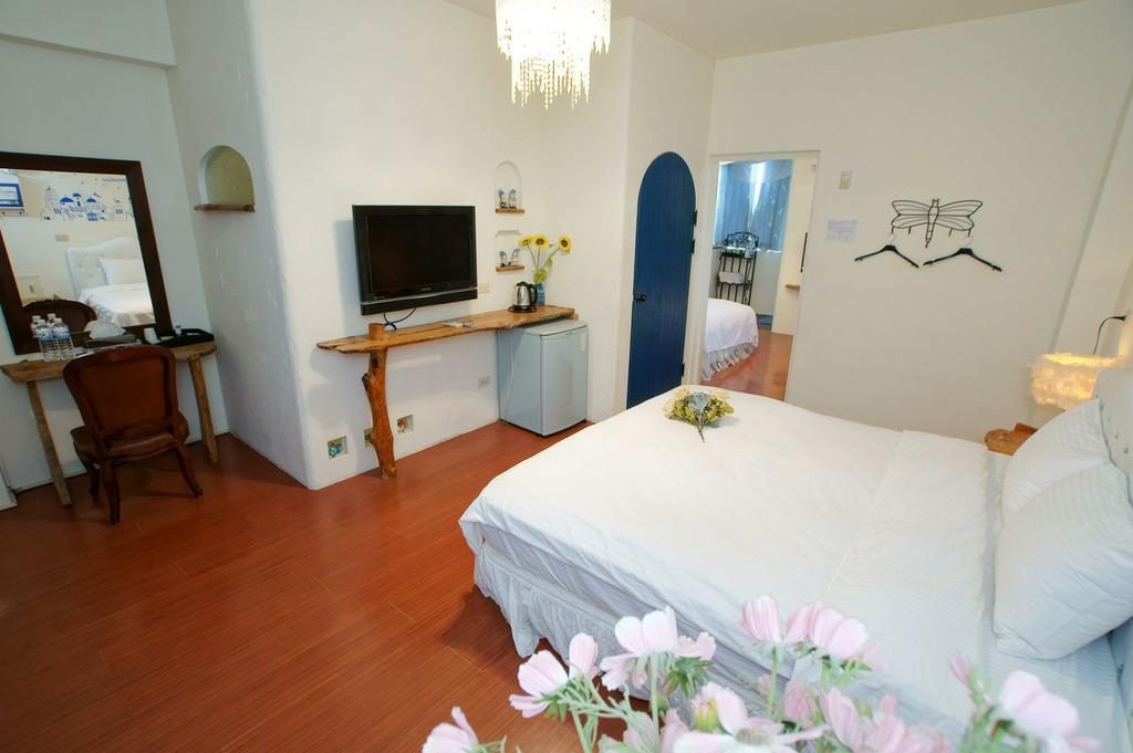 Rose Rider Guesthouse T'ai-tung Exteriör bild