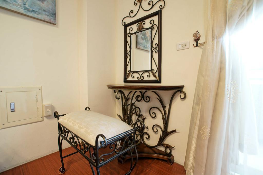 Rose Rider Guesthouse T'ai-tung Exteriör bild