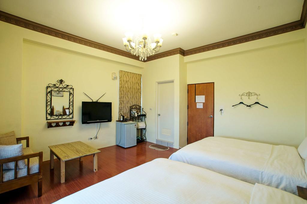 Rose Rider Guesthouse T'ai-tung Exteriör bild